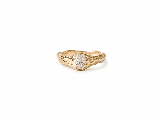 senn | #101 Soft Core Ring /  0.3ct Certified moissanit